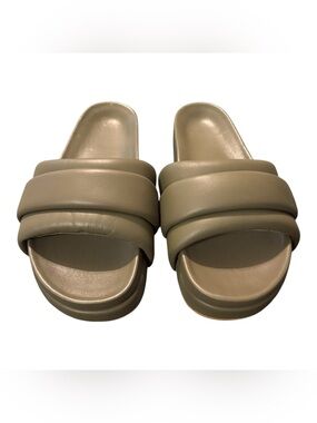 Commbi softie slides in olive green